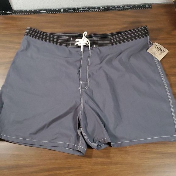 NWT - Men’s Xelos Grizzo Huntington‎ Beach, CA Swim Trunks Made In USA SIZE 50 - Picture 1 of 7